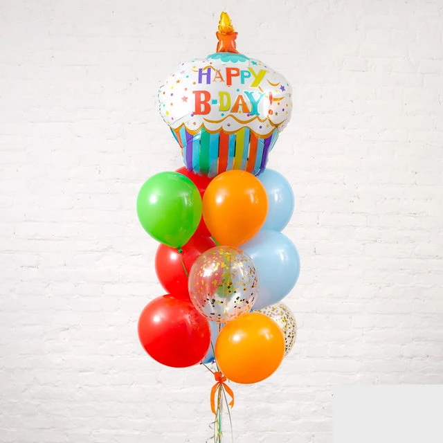 Фонтан из разноцветных шаров