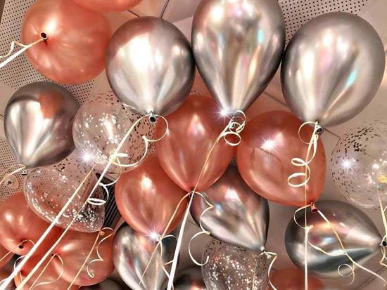 Шары под потолок «Клубника на снегу»