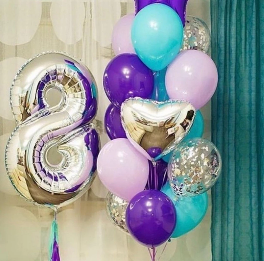 Фонтан из шаров с цифрой