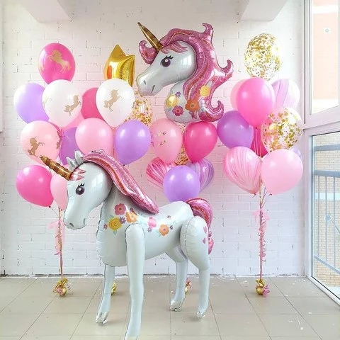 Композиция из шариков на День Рождения с единорогом