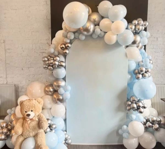 Фотозона из шаров Утреннее серебро