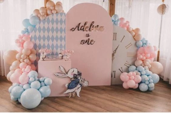 Фотозона из шаров Зазеркалье